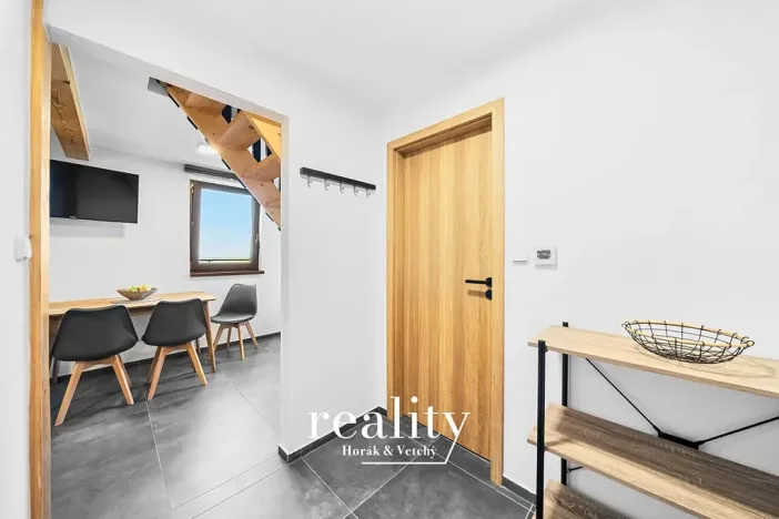 Prodej rodinného domu, Perná, 205 m2