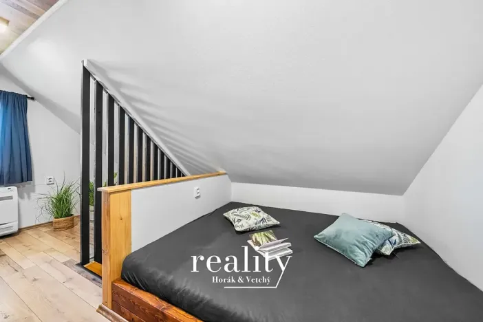 Prodej rodinného domu, Perná, 205 m2