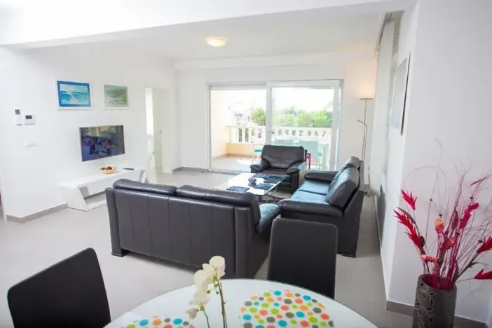 Prodej bytu 3+kk, Promajna, Chorvatsko, 77 m2