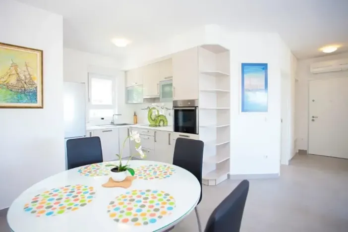 Prodej bytu 3+kk, Promajna, Chorvatsko, 77 m2