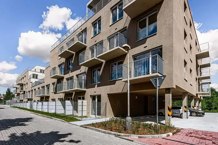 Prodej bytu 5+kk, Praha - Hostavice, Českobrodská, 119 m2