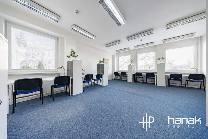 Pronájem kanceláře, Olomouc, Karolíny Světlé, 100 m2