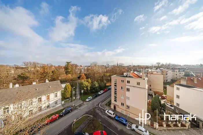 Pronájem kanceláře, Olomouc, Karolíny Světlé, 200 m2