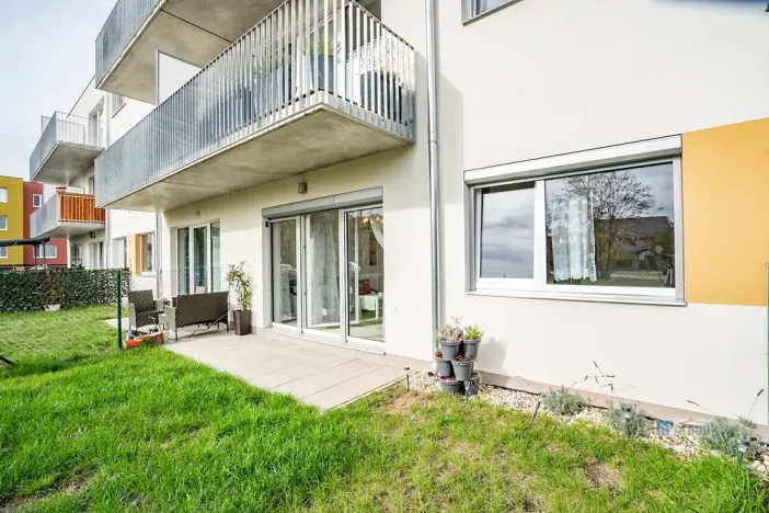 Prodej bytu 2+kk, Unhošť, U Parketárny, 60 m2