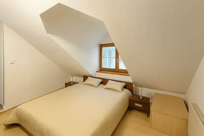 Pronájem rodinného domu, Praha, 145 m2