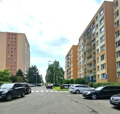Pronájem bytu 2+kk, Praha - Chodov, Hněvkovského, 42 m2