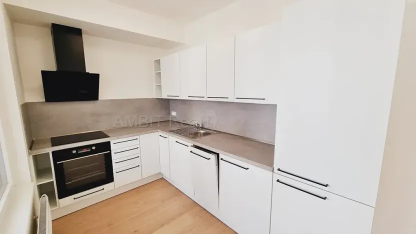 Pronájem bytu 1+kk, Praha - Hlubočepy, Ondrákové, 35 m2