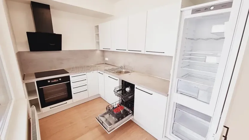 Pronájem bytu 1+kk, Praha - Hlubočepy, Ondrákové, 35 m2