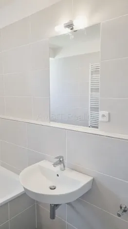 Pronájem bytu 1+kk, Praha - Hlubočepy, Ondrákové, 35 m2