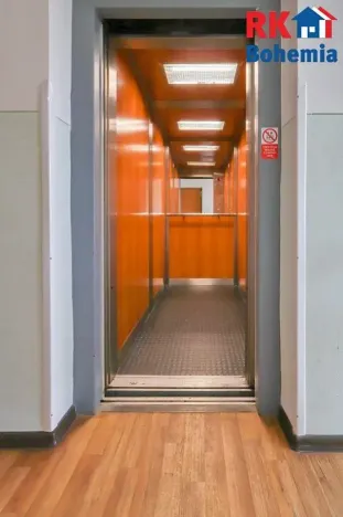 Pronájem bytu 3+1, Praha - Kobylisy, Šiškova, 68 m2