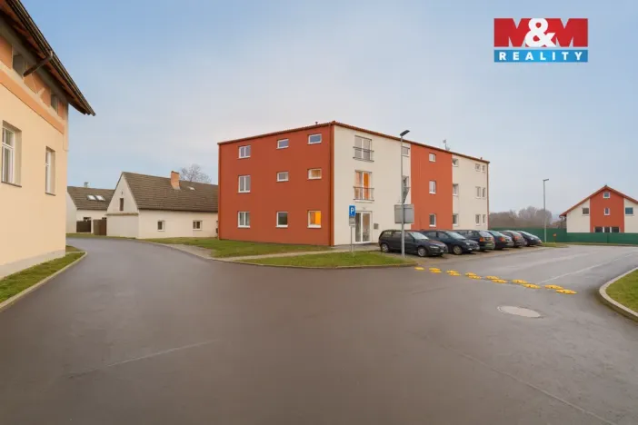 Pronájem bytu 1+kk, Škvorec - Třebohostice, 29 m2