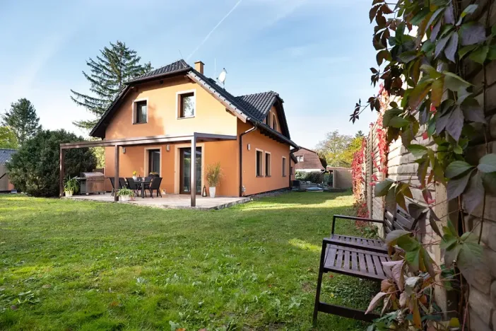 Prodej rodinného domu, Říčany, 179 m2