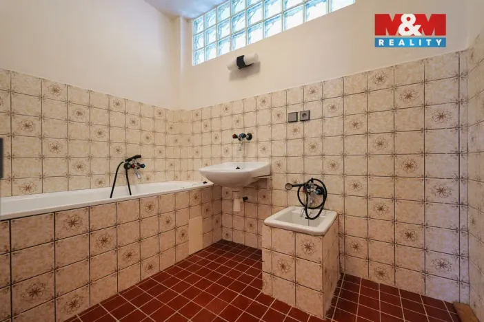 Prodej rodinného domu, Otinoves, 183 m2