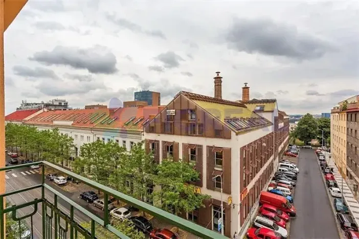 Pronájem bytu 2+1, Praha - Vinohrady, Korunní, 70 m2