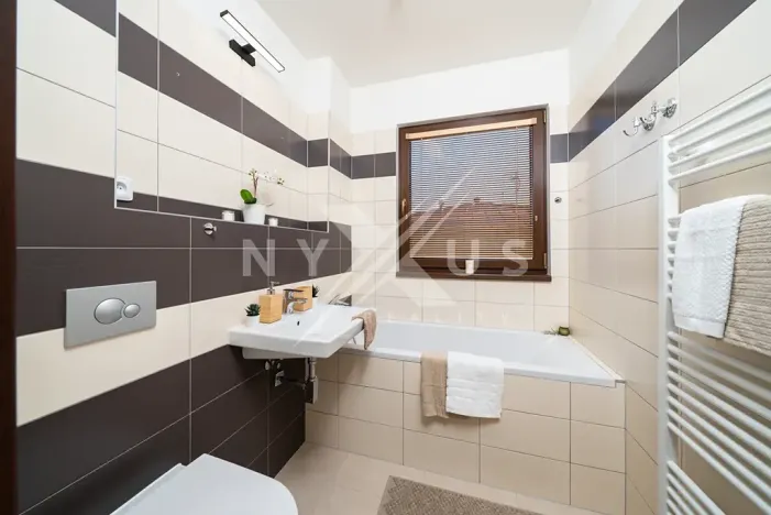 Prodej rodinného domu, Králův Dvůr, Větrná, 80 m2