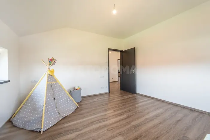 Prodej rodinného domu, Kornatice, 270 m2