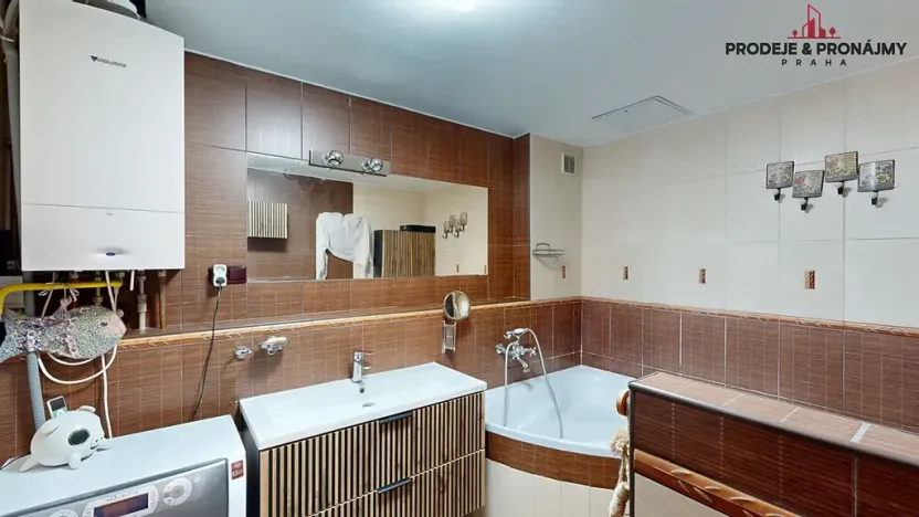 Prodej bytu 4+kk, Praha, Sokolovská, 92 m2