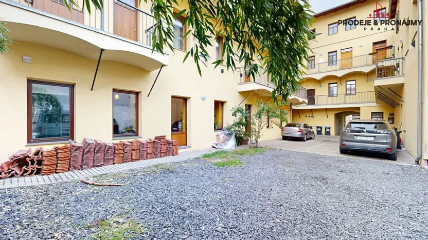 Prodej bytu 4+kk, Praha, Sokolovská, 92 m2