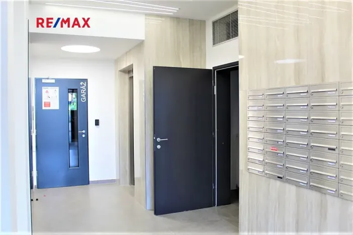 Pronájem bytu 4+kk, Praha - Hlubočepy, Vítové, 100 m2