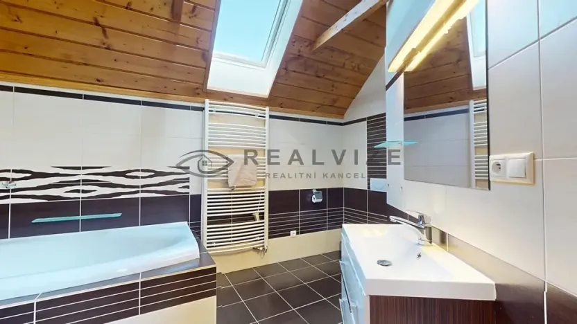 Prodej rodinného domu, Vrábče, 180 m2