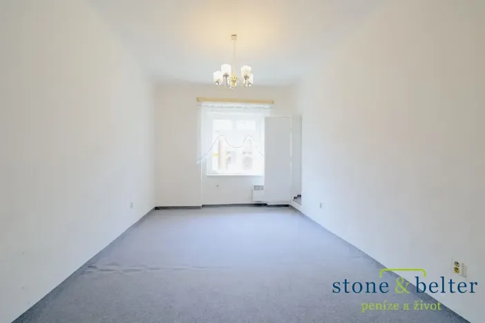 Pronájem bytu 1+kk, Praha - Smíchov, Holečkova, 25 m2