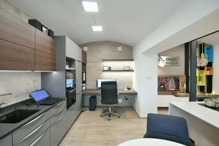 Prodej obchodního prostoru, Praha - Smíchov, Radlická, 86 m2