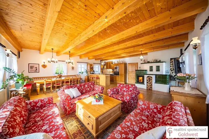 Prodej rodinného domu, Cvikov, 210 m2