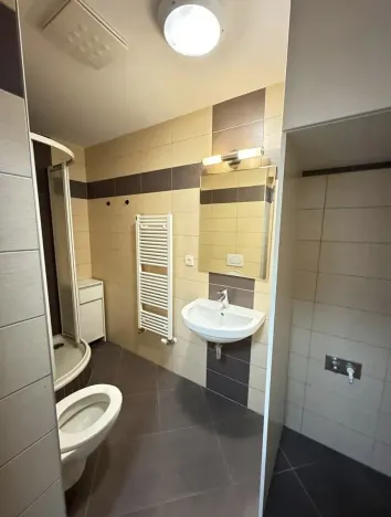 Pronájem bytu 3+kk, Praha - Kolovraty, 100 m2