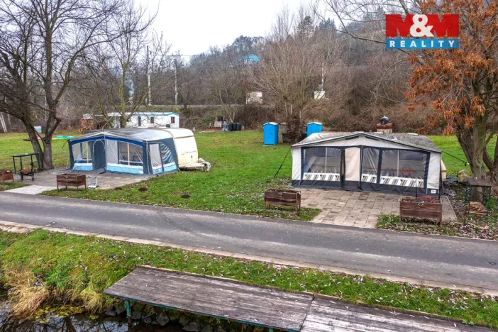 Prodej zahrady, Křešice, 1796 m2