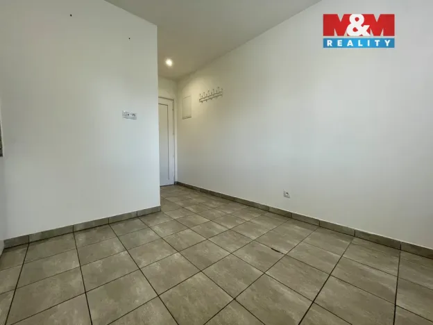 Pronájem bytu 2+kk, Praha - Libuš, U líhní, 22 m2