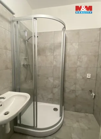 Pronájem bytu 2+1, Děčín - Děčín II-Nové Město, Riegrova, 48 m2