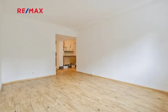 Prodej bytu 2+kk, Praha - Podolí, Podolská, 44 m2