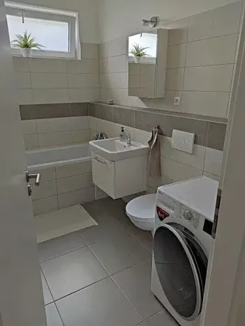 Pronájem bytu 2+kk, Horoměřice, T. G. Masaryka, 52 m2