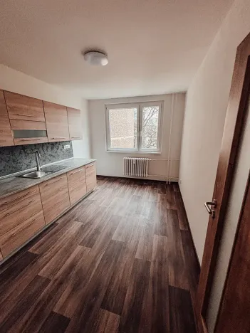 Pronájem bytu 3+1, Liberec, Dobiášova, 74 m2