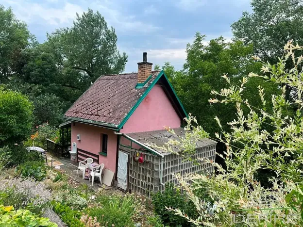 Prodej chaty, Veleň, 45 m2