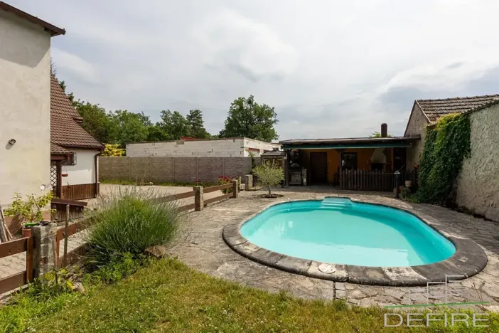 Prodej vícegeneračního domu, Praha - Újezd nad Lesy, Starokolínská, 510 m2