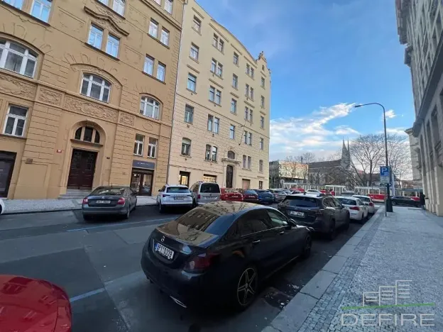 Prodej komerční nemovitosti, Praha - Nové Město, Dittrichova, 77 m2