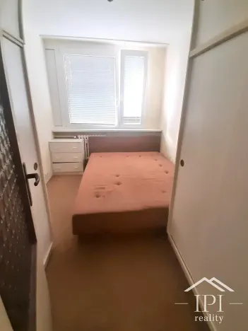 Pronájem bytu 3+1, Praha - Lhotka, V pláni, 63 m2