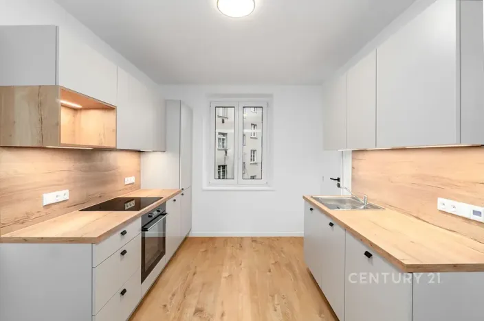 Pronájem bytu 2+1, Děčín, Ruská, 50 m2