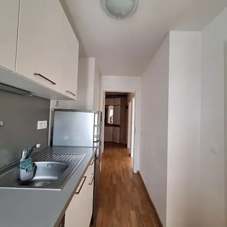 Pronájem bytu 2+1, Praha - Smíchov, Podbělohorská, 41 m2