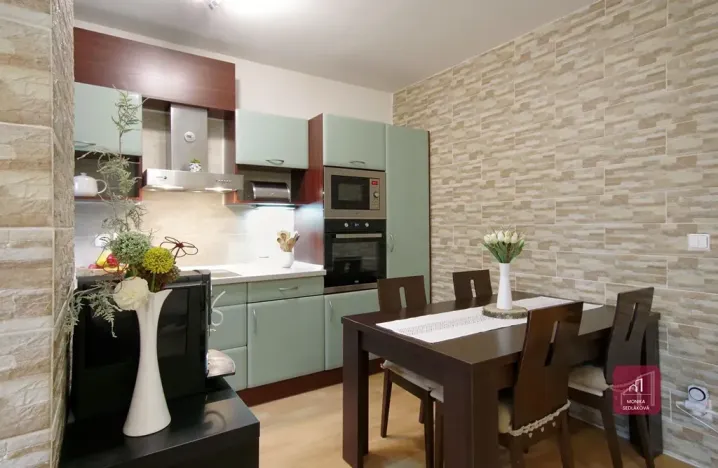 Pronájem bytu 2+kk, Rousínov, Zahradní, 57 m2