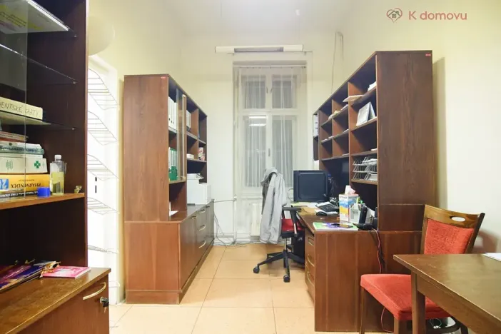 Pronájem obchodního prostoru, Brno, Pekařská, 140 m2