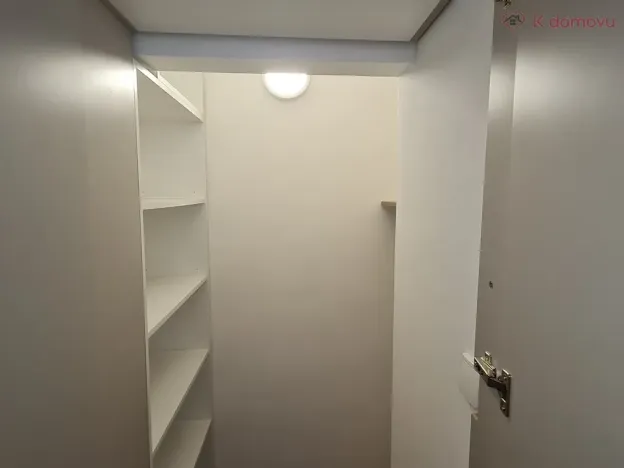 Pronájem bytu 1+kk, Přerov, Trávník, 26 m2