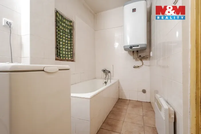 Prodej rodinného domu, Jenišovice, 140 m2