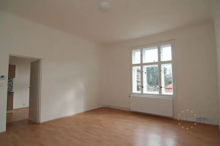 Pronájem bytu 2+kk, Praha - Nusle, Svatoslavova, 43 m2