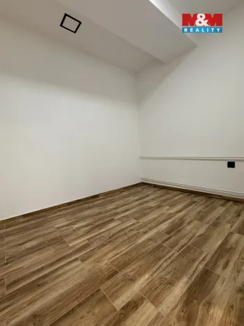 Pronájem bytu 1+1, Rychnov nad Kněžnou, Jiráskova, 38 m2