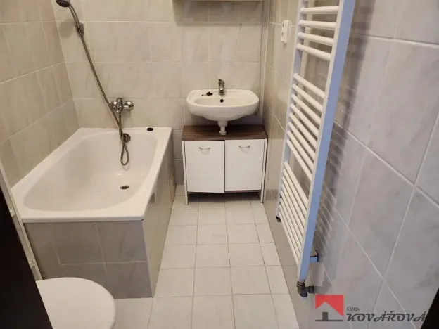 Pronájem bytu 2+kk, Brandýsek, Slánská, 40 m2