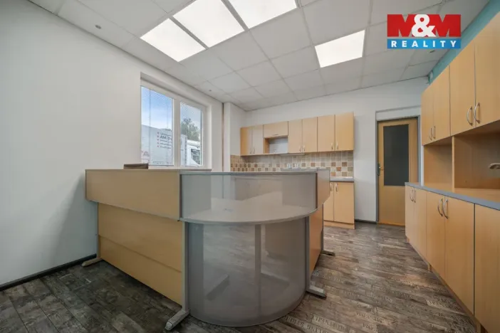 Pronájem skladu, Hradec Králové - Slezské Předměstí, Stavební, 1072 m2