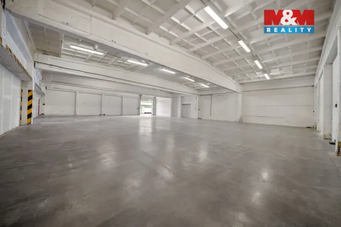 Pronájem skladu, Hradec Králové - Slezské Předměstí, Stavební, 1072 m2