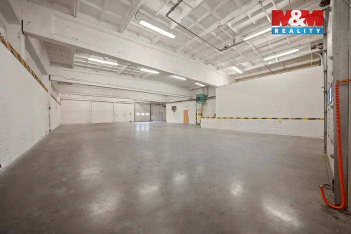 Pronájem skladu, Hradec Králové - Slezské Předměstí, Stavební, 1072 m2